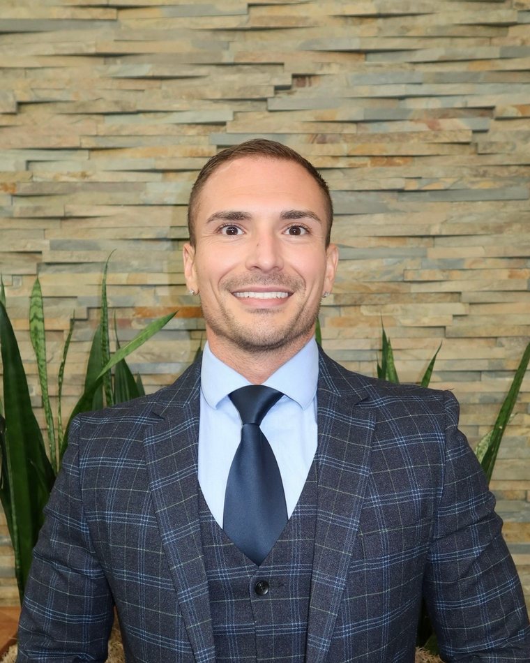 Gerardo Cammarano, licensed health insurance broker